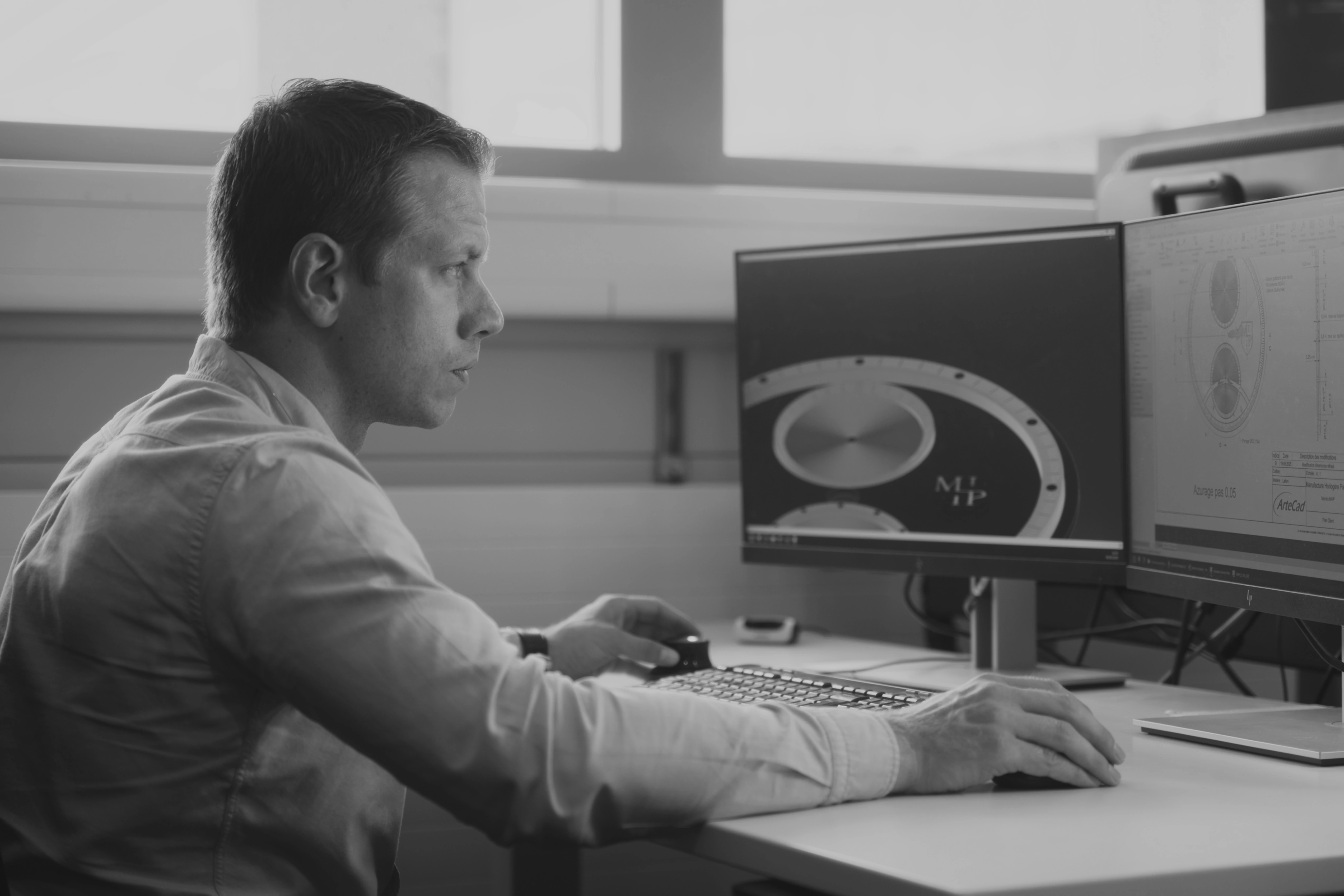 Image 2025-09-12 101843_1.170.1-NoirBlanc